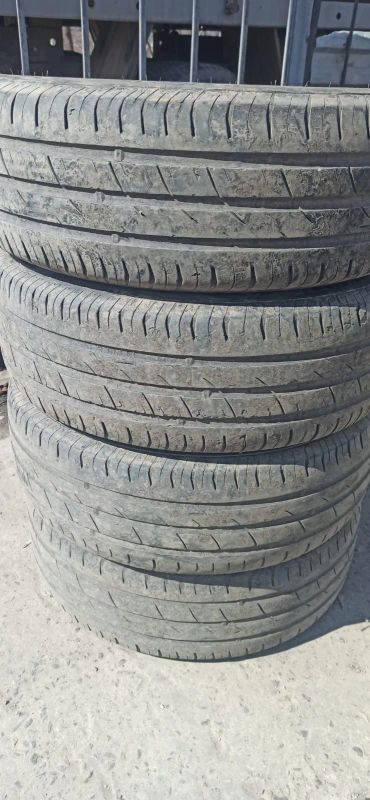 Лот: 22153944. Фото: 1. 195/60R15 Viatti Strada Asimmetrico... Шины