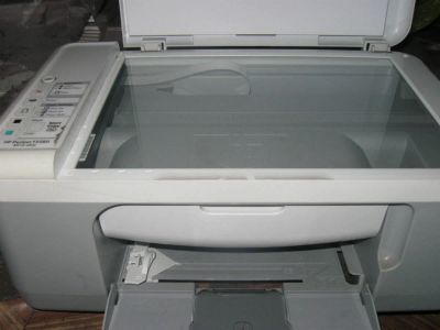 Лот: 9123493. Фото: 1. МФУ HP DeskJet F2280 с рубля... Струйные принтеры