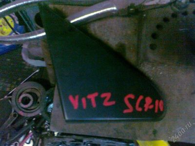 Лот: 2481831. Фото: 1. toyota vitz scp10 заглушка возле... Другое (автозапчасти)