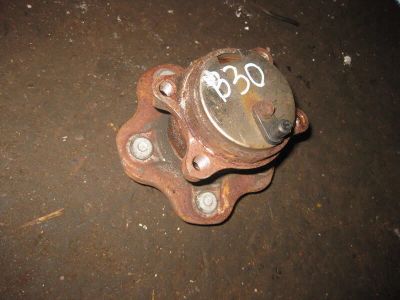 Лот: 20896343. Фото: 1. Ступица Nissan Lafesta B30 MR20DE... Двигатель и элементы двигателя