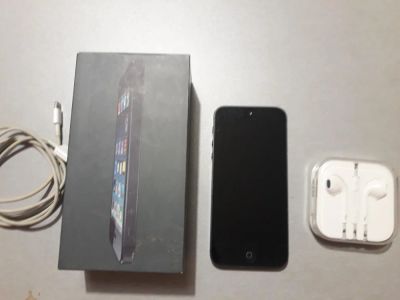 Лот: 10504746. Фото: 1. IPhone 5 оригинал. Документы... Смартфоны