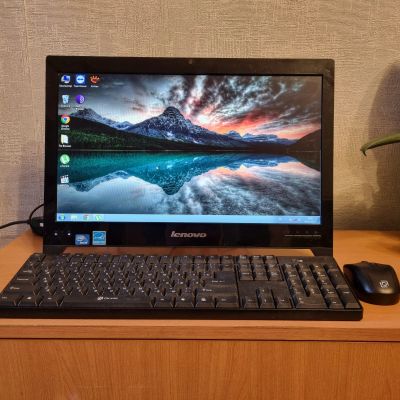 Лот: 19003740. Фото: 1. Моноблок Lenovo c240. Моноблоки