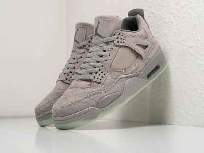 Лот: 12688538. Фото: 1. Кроссовки Kaws x Nike Air Jordan... Кеды, кроссовки, слипоны