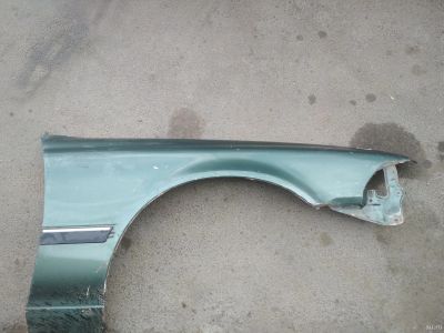 Лот: 14365514. Фото: 1. Крыло правое Toyota mark 2 gx81. Кузов