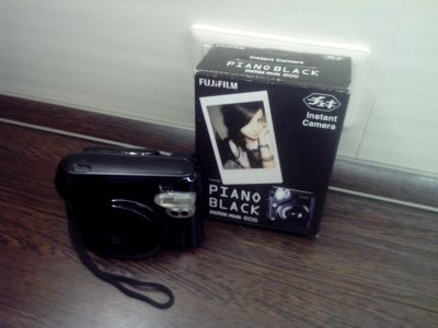 Лот: 8620446. Фото: 1. Фотокамера Fujifilm Instax Mini... Polaroid