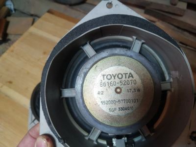 Лот: 15711050. Фото: 1. Штатные динамики Toyota. Акустика автомобильная