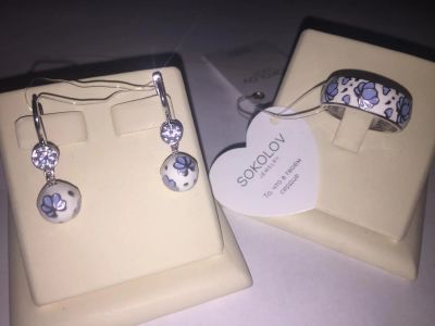 Лот: 9402639. Фото: 1. Серьги и кольцо с эмалью соколов... Кольца, перстни