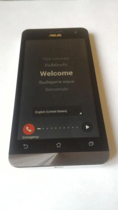 Лот: 7007609. Фото: 1. ASUS Zenfone 5 16Gb (A501CG). Смартфоны