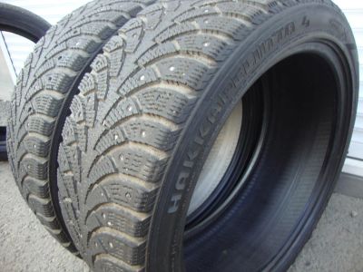 Лот: 4517403. Фото: 1. Зима! 215*45*17* Nokian HaKKapeliitta-4... Шины