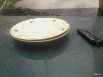 Лот: 9724374. Фото: 1. пара блюдцев со старым нечитаемым... Фарфор, керамика