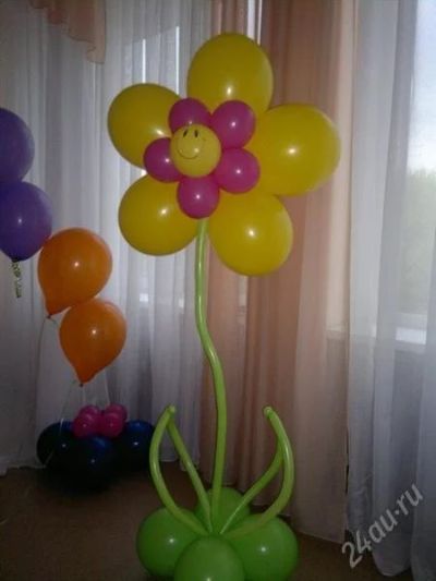 Лот: 2877072. Фото: 1. Стойка из гелиевых цветов гигантов... Другое (ручная работа)