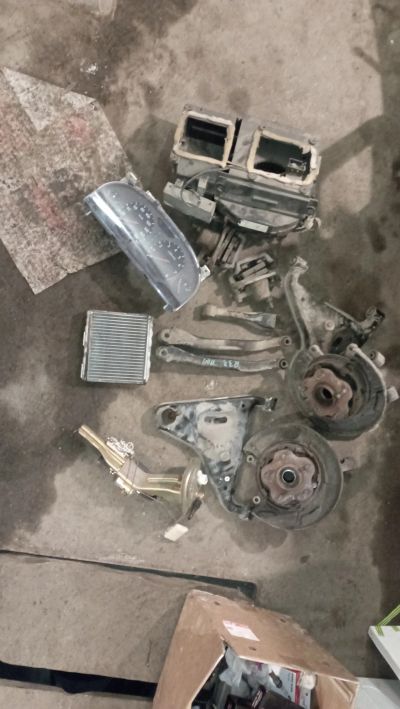 Лот: 20404715. Фото: 1. Запчасти на nissan gloria/cedric... Ходовая, подвеска, рулевое управление