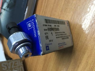 Лот: 12240602. Фото: 1. Датчик давления масла Шевроле... Электрооборудование