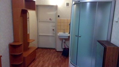Лот: 5984282. Фото: 1. сдам гостинку. ул. королева. Квартиры, студии
