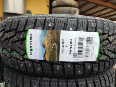 Лот: 22993429. Фото: 1. Зимняя резина 205/60 R-16 " IKON... Шины