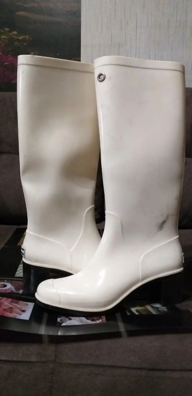 Лот: 15688039. Фото: 1. Белые резиновые сапоги BoomBoots... Сапоги