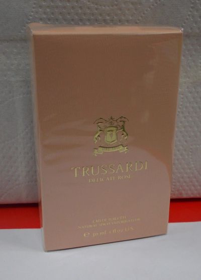 Лот: 9885236. Фото: 1. Туалетная вода Trussardi Delicate... Женская парфюмерия