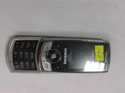 Лот: 6246464. Фото: 1. Сотовый телефон Samsung J700... Кнопочные мобильные телефоны