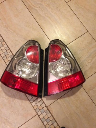 Лот: 10885446. Фото: 1. Фонари Subaru Forester sg5 sg9... Оптика и освещение