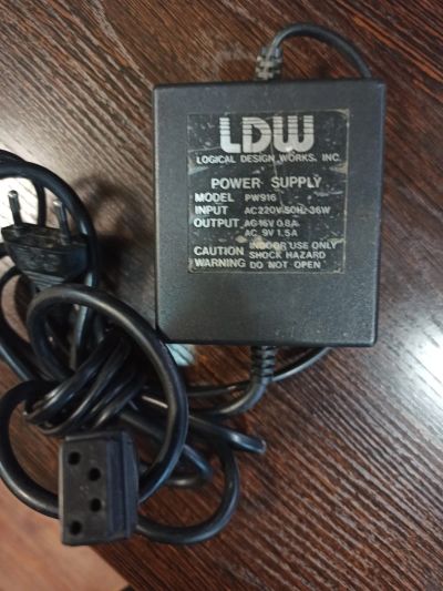 Лот: 20694296. Фото: 1. Блок питания LDW PW916 для флопи... Зарядные устройства, блоки питания для бытовой техники