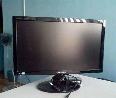 Лот: 3185100. Фото: 1. продам монитор Sumsung SyncMaster... ЖК-мониторы