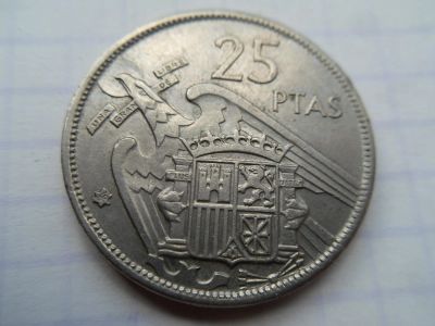 Лот: 9162330. Фото: 1. Испания 25 песет 1957 (69*). Европа