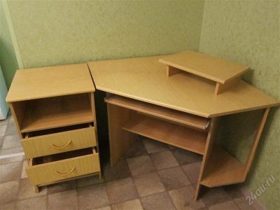 Лот: 856277. Фото: 1. Стол компьютерный. Другое (мебель)