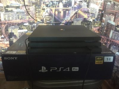 Лот: 17768880. Фото: 1. Sony playstation 4 PRO 1TB. Игровые приставки, консоли