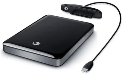 Лот: 3339055. Фото: 1. Внешний жесткий диск Seagate FreeAgent... Внешние жесткие диски