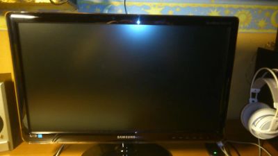 Лот: 3285348. Фото: 1. Монитор Samsung Syncmaster S22B370. ЖК-мониторы