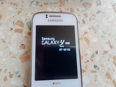 Лот: 11460733. Фото: 1. Samsung galaxy Y GT-S6102. Смартфоны