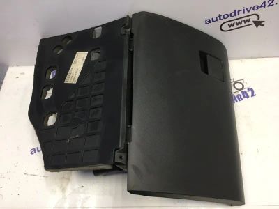 Лот: 21716243. Фото: 1. бардачок Opel Vectra С. Двигатель и элементы двигателя