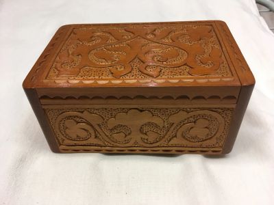 Лот: 25898693. Фото: 1. Шкатулка деревянная резная. Шкатулки