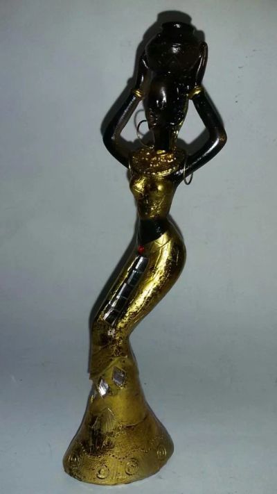 Лот: 6775529. Фото: 1. Африканочка золото. Фигурки, статуэтки