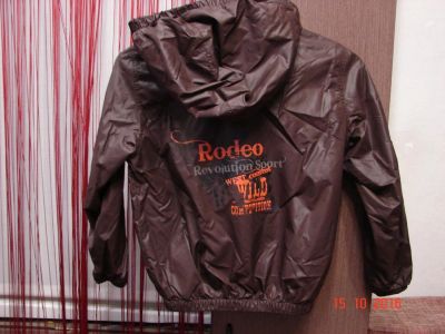 Лот: 8845801. Фото: 1. Ветровка для мальчика. Верхняя одежда