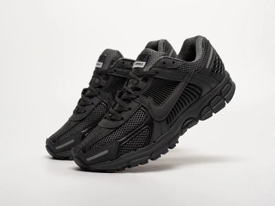 Лот: 24974078. Фото: 1. Кроссовки Nike Air Zoom Vomero... Кеды, кроссовки, слипоны