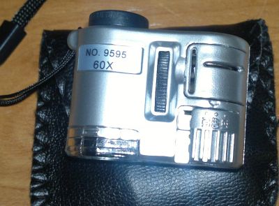 Лот: 7093773. Фото: 1. Микроскоп x60 c подсветкой с чехлом... Микроскопы