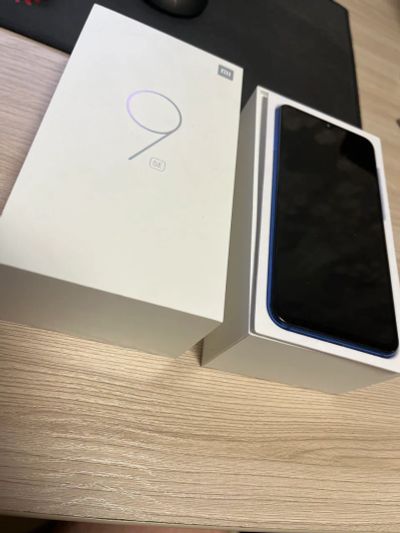 Лот: 19537148. Фото: 1. Смартфон Xiaomi mi 9 SE. Смартфоны