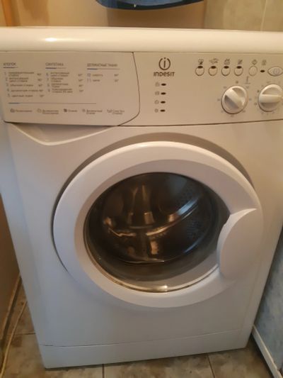 Лот: 15829483. Фото: 1. Стиральная машина Indesit. Стиральные машины