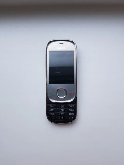 Лот: 13980281. Фото: 1. Сотовый телефон Nokia 7230. Кнопочные мобильные телефоны
