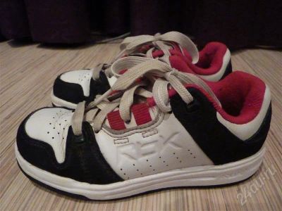 Лот: 573996. Фото: 1. Кроссовки Reebok, р.28. Кеды, кроссовки