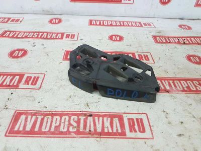 Лот: 20898682. Фото: 1. Клипса бампера Volkswagen Polo... Кузов