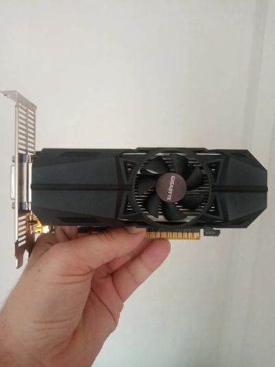 Лот: 20013111. Фото: 1. Видеокарта gigabyte gtx 1050 ti. Видеокарты