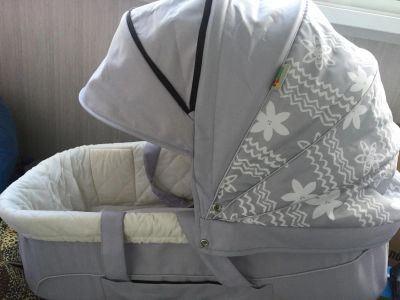 Лот: 9843060. Фото: 1. Коляска 2 в 1 беби хит. Коляски