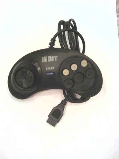 Лот: 10713824. Фото: 1. джойстик , геймпад для Sega MD. Аксессуары для игровых приставок, консолей, геймпады