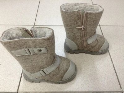 Лот: 8313965. Фото: 1. Валенки. Валенки, угги, унты