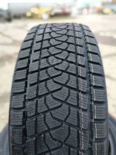 Лот: 25810629. Фото: 1. Зимняя резина 245/65 R-17 " Triangle... Шины
