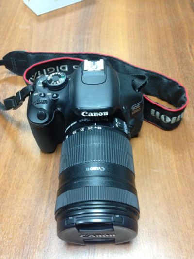 Лот: 10130328. Фото: 1. Фотоаппарат Canon EOS 600D EF-S... Цифровые зеркальные