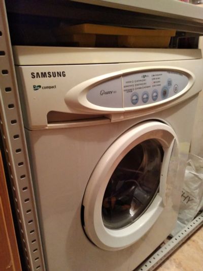 Лот: 11823003. Фото: 1. Стиральная машинка Samsung Fuzzy... Стиральные машины