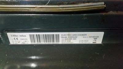 Лот: 7818763. Фото: 1. Комбинировая плита электролюкс. Плиты, духовые шкафы, варочные поверхности